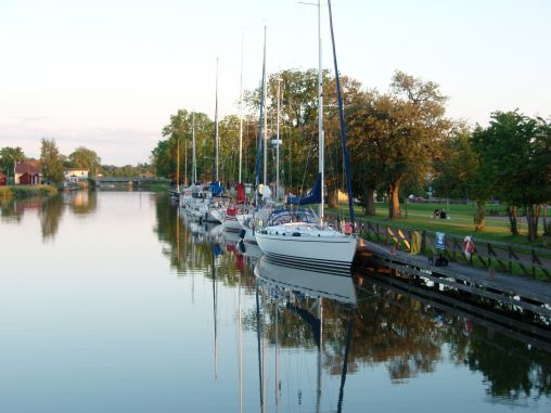 01_Hausboot_mieten_Götakanal_Schweden_Hafen